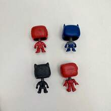 1个热门联盟摇头娃娃！Q版英雄设计，细节精致，头部可灵活摇晃，超强解压。PVC材质，无毛刺，不伤手，耐摔不易褪色。 - 彩色 - 查看 6