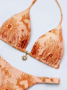2026 女士沙滩套装，系带露背设计，橙色不对称图案印花，金属太阳吊坠装饰，优雅比基尼两件套，适合夏季海滩度假和派对 - 橘色 - 查看 4
