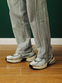 Nike V2K Run Retro Versatile Comfortable Sports Casual Low-Top Running Shoes, Men, Grey - Grey - View 4