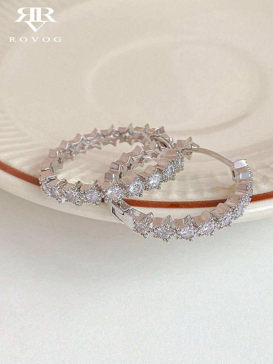 1 Đôi bông tai vòng bằng đồng cao cấp, tối giản, sang trọng, thiết kế hình ngôi sao cá tính, đính đá zircon tổng hợp, thích hợp đeo hàng ngày, dự tiệc, đi nghỉ mát.