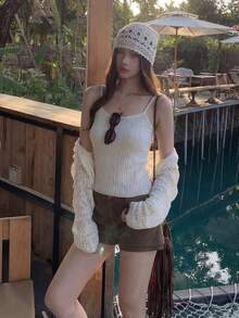 复古柔软V领针织开衫，镂空纹理设计，度假照片氛围上衣，春季款 - 乳白色 - 查看 1