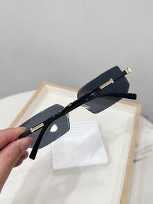 1pc Men's Casual Retro Square Frameless Black Fashion Glasses, Suitable For Daily Wear And Street Photography - Black - View 5