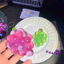 软绵绵的水果葡萄减压玩具,挤压舒缓压力的手部玩具,抗焦虑水果弹力慢回弹玩具,创意感官玩具,柔软毛绒葡萄造型,生日、节日完美礼物 - 彩色 - 查看 4