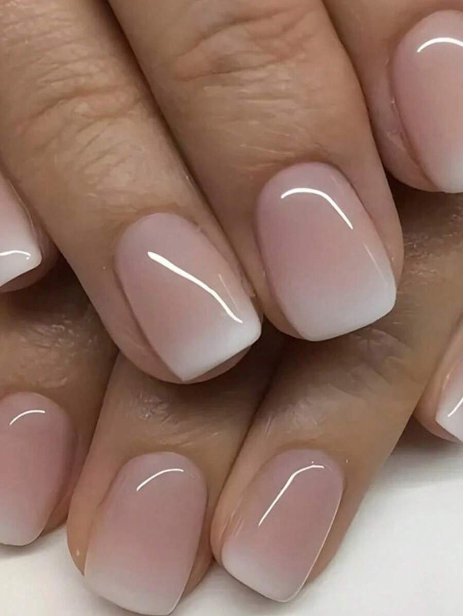 法式粉色方形美甲贴纸，渐变粉色美甲套装，亚克力凝胶美甲贴纸，自然短款假指甲带胶水，适合女性