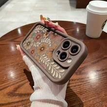 1pc Burgundy Gradient Minimalist Floral Print Vivid Flower Pattern Phone Case Compatible With IPhone 16, 15 Pro Max, 14 Plus, 13, 12, 11 ProMax, White Fashionable Dust-Proof Protective Shell, Creative Holiday Gift Compatible With Samsung Series - Brown - View 3