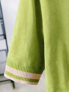 Áo thun nữ màu xanh lá cây, tay ngắn, cổ tròn, chất liệu dệt kim gân, dáng suông, thích hợp mặc mùa hè. - Màu xanh Ô liu - Xem 4