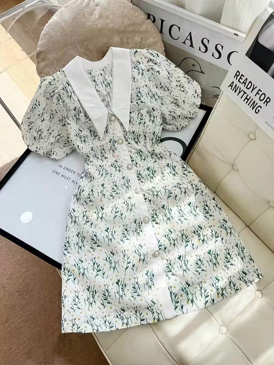 Đầm hè nữ dáng ôm, chất liệu vải in họa tiết, cổ áo sơ mi, cài cúc phía trước. Phong cách thanh lịch, thoải mái, phù hợp cho mặc hàng ngày, đi biển và các dịp lễ hội. - trắng - Xem 1