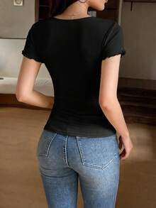 Y2K学院风女式夏季休闲修身纯色蕾丝拼接方领短袖针织T恤，黑色 - 黑色 - 查看 6