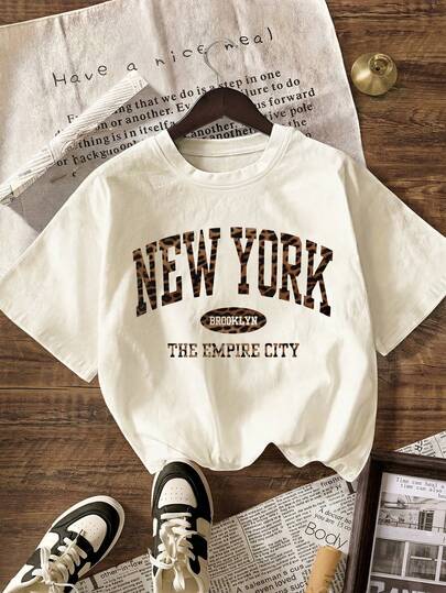 女士休闲圆领短袖印花T恤，纽约豹纹印花，适合夏季、度假、海滩穿着