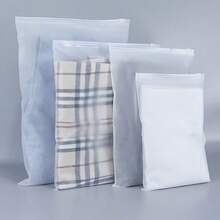 25 túi đựng quần áo chắc chắn, có thể đóng mở lại, túi nhựa dày 2.48mil dùng để vận chuyển, đóng gói quần áo, đi công tác, túi EVA mờ trong suốt có khóa kéo, túi đựng quần áo màu trắng bán trong suốt, vật dụng sắp xếp đồ dùng du lịch thiết yếu, bao bì quần áo theo mùa, túi đựng giày du lịch xách tay, túi đựng đồ tiết kiệm không gian và chống bụi. - Xem 11