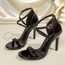 Giày sandal cao gót mũi hở quai chéo bằng da bóng màu đen dành cho nữ, gợi cảm cho buổi tối đi chơi, dự tiệc và dạ hội. - màu đen - Xem 13