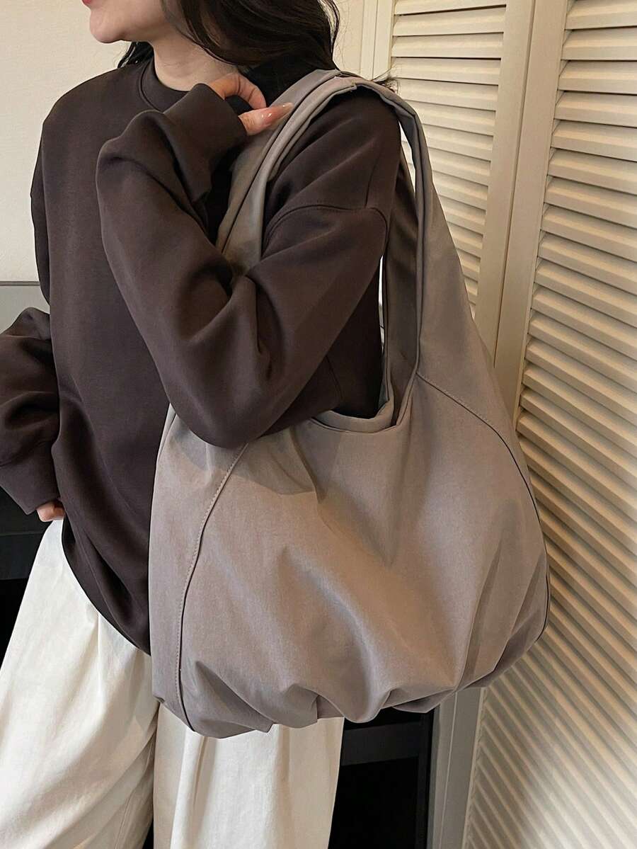 1 件装米色褶皱底部柔软人造革大容量敞口单肩包，适合女性日常通勤