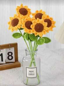 10朵手工钩编向日葵，永不凋谢的人造编织向日葵，栩栩如生的微笑向日葵，保鲜花，圣诞节、生日、婚礼、毕业典礼、教师节的最佳礼物。适用于餐厅、房间、卧室装饰、节日礼物和派对装饰，以及圣诞家居装饰。 - 彩色 - 查看 1