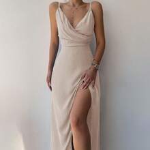 European And American 2026 Summer New Sexy V-Neck Strap Dress With Slit, Fashionable Slim Fit Dress - 綠色 - 查看 5