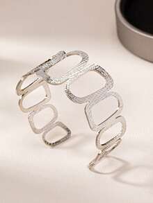 1. 几何方形镂空手镯，采用独特的金属开口设计，适合日常休闲佩戴（不含礼盒） - 均碼 - 查看 9