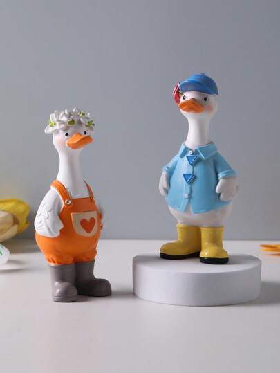1 Tượng vịt bằng nhựa dễ thương để trang trí, hình vịt mẹ mặc quần yếm và vịt bố đội mũ cà vạt, thích hợp cho sân vườn, văn phòng, phòng ngủ, làm quà tặng sinh nhật, trang trí tiệc trong nhà/ngoài trời, thiết kế tượng thủ công tinh tế.