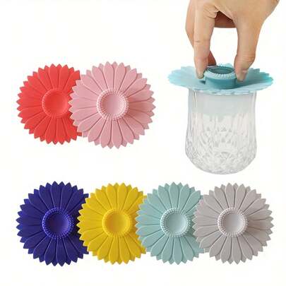 Bộ 3 nắp đậy cốc silicon hình cánh hoa hướng dương, được làm từ chất liệu silicon, nắp đậy silicon đa chức năng, chống bụi, chống côn trùng, chống lông thú cưng. Nắp cốc cà phê, đa năng, có thể tái sử dụng. Nắp cốc nước. Nắp đậy cốc trà kín sáng tạo. Thích hợp cho cốc sứ, cốc sứ hình bí ngô, cốc thủy tinh mùa thu, cốc cà phê, cốc Giáng sinh, cốc nước, cốc đồ uống, ly rượu vang. Phụ kiện nhà bếp thiết yếu.
