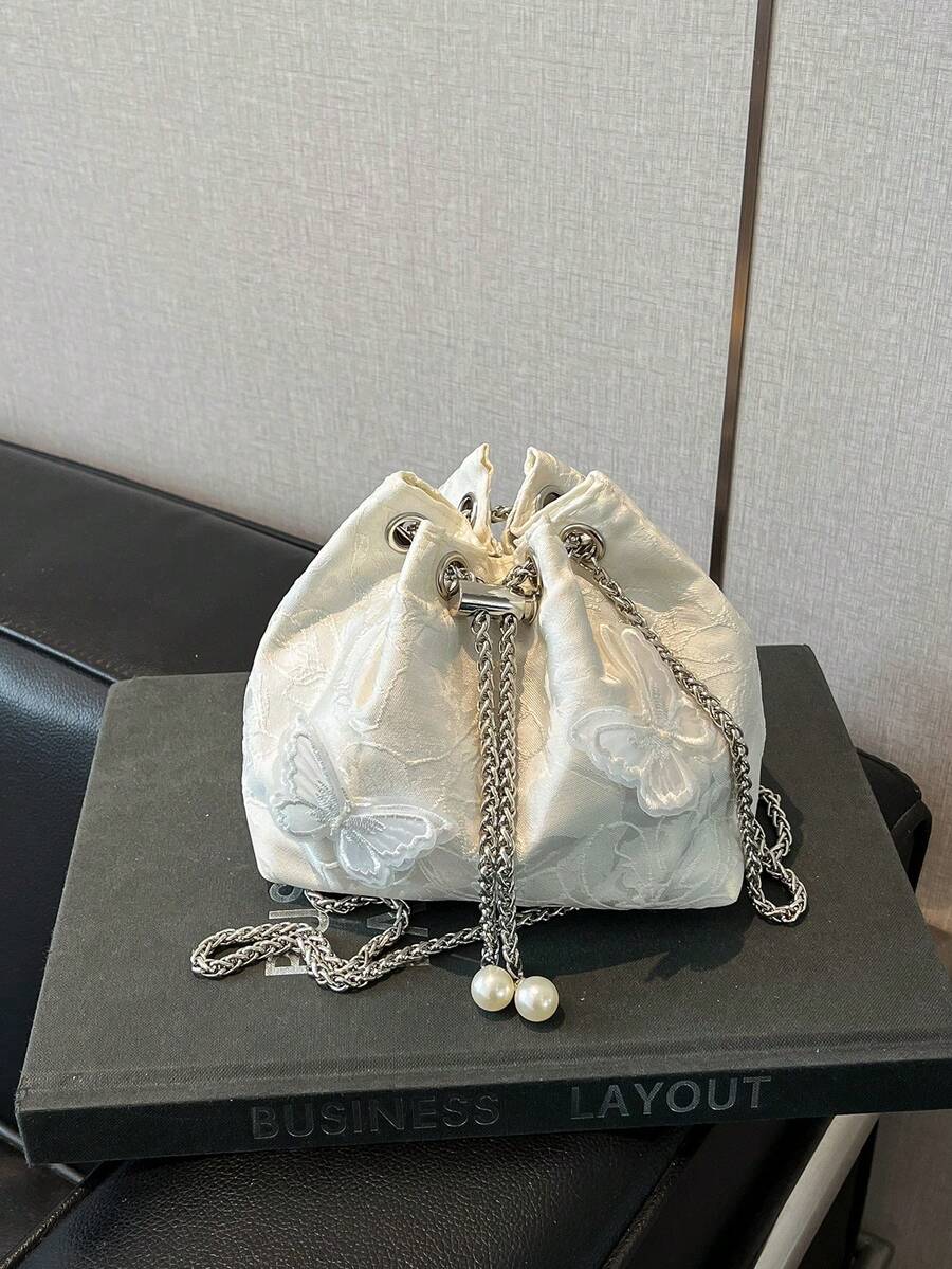 1pc White Butterfly Embroidered Crossbody Bag, Featuring Metal Chain Strap For Elegant & Versatile Look