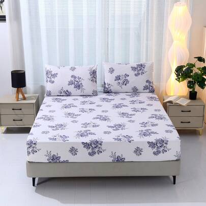 三件套床笠套装 [1 个床笠 + 2 个枕套]，100% 涤纶，枕套颜色随机，不含填充物，全新现代风格，时尚花卉图案，深口袋设计，紧密贴合，特大/大号尺寸，48 小时防滑，适合度假和日常使用，适用于双人/标准双人床，易于使用，高端奢华经典床上用品设计，面料柔软，亲肤舒适，适用于卧室、酒店、宿舍