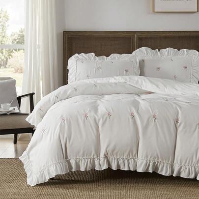 2/3件套优雅玫瑰刺绣床上用品套装，带荷叶边，包含被套和枕套（个），不含填充物（1个被套和1/2个枕套）