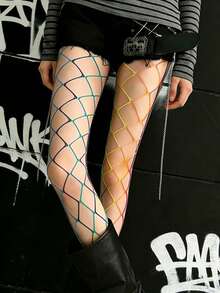 两种款式可选：彩虹渐变色渔网袜，朋克哥特风网袜 - 彩色 - 查看 4