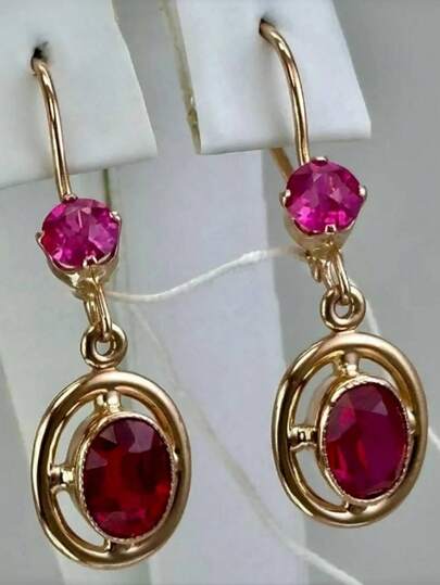 一对复古红色椭圆形耳环，镶嵌立方氧化锆，优雅的婚礼首饰，适合各种节日，是圣诞节、万圣节和生日的绝佳礼物。