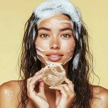 每7天洗一次头，熬夜不掉发，60克10合1速效抗毛躁防断乌斯曼草柏叶洗发皂，即刻清爽控油，丰盈秀发，有效抚平毛躁，强健发根，即刻滋养干枯分叉发梢，令稀疏秀发更显浓密丰盈，是理想的婚礼回礼或小礼物。 - 洗髮水 - 查看 3