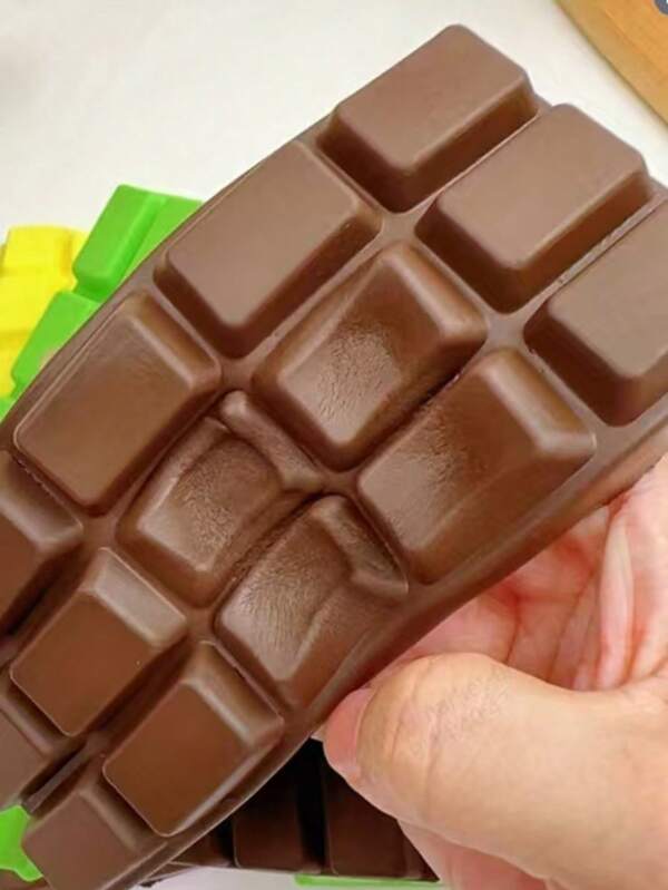 Realistic Chocolate Squeeze Toy, Soft & Slow Rebound, Sensory Stress Relief Squeeze Toy, Fidget Toy, Soft Plush Toy, Back To School Supplies, Office, Classroom & Home Use, Winter Goods, Thanksgiving, Christmas, Saudi National Day, Birthday, Holiday, New Year, Valentine's Day, Gift For Boyfriend/Girlfriend, Adults