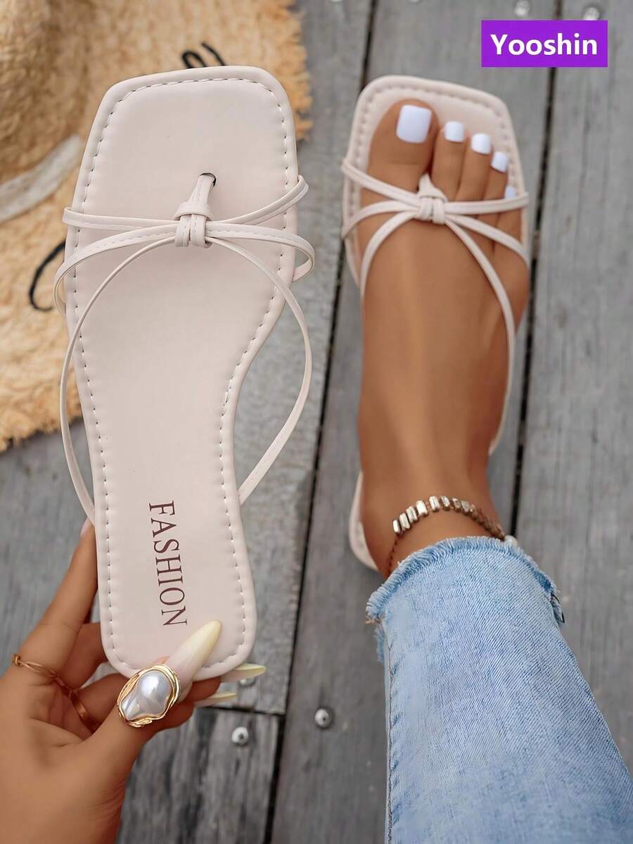 Dép xăng đan đế bằng mũi vuông mới dành cho nữ, kiểu dáng tối giản, dễ mang, quai chéo, dép đi biển phong cách Bohemian. - Màu be - Xem 1