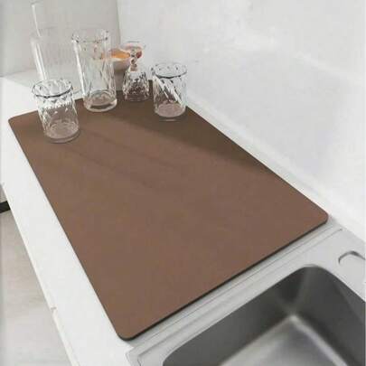 1 tấm lót bếp bằng chất liệu chắc chắn, dùng để phơi bát đĩa, làm ráo nước, thấm hút nhanh, sắp xếp đồ dùng cạnh vòi nước, thảm nhà bếp, thích hợp sử dụng gần bồn rửa, tự nhiên và hợp vệ sinh, cần thiết cho trang trí nhà cửa và nhà bếp, cũng là một phần tạo nên phong cách ấm cúng cho mùa thu, mùa đông và Giáng sinh.