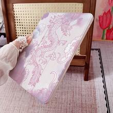 1 pieza Funda protectora de acrílico de alta definición con ranura para bolígrafo, soporte magnético de varios ángulos y función de suspensión/activación automática, cubierta protectora para tableta adecuada para iPad Pro/Air, Pad 5/6/18, con diseño de dragón chino rosa y nubes - Multicolor - Ver 5