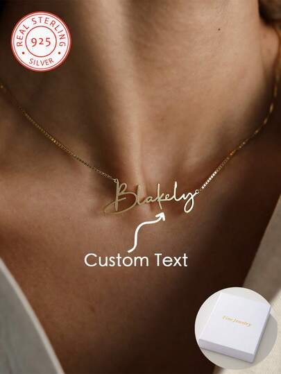 Mặt dây chuyền bằng bạc sterling 925 được thiết kế riêng theo phong cách cổ điển và thanh lịch, kèm dây chuyền khắc tên tiếng Anh. Với vẻ ngoài đường phố và thiết kế độc đáo, món trang sức đa năng này phù hợp với mọi trang phục và hoàn hảo cho mọi dịp hoặc mùa. Đây là món quà đẹp và đặc biệt dành cho phái nữ, gia đình và bạn bè vào Ngày Valentine, Ngày của Mẹ, Giáng sinh, Lễ Tạ ơn và Sinh nhật.