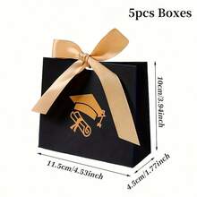 5个优雅黑色毕业礼品袋，饰以金色箔纸和缎带，内含毕业帽、毕业证书和缎带——是毕业派对用品和礼品包装的完美之选 - 多色 - 查看 11