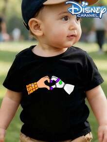 Disney-Licensed Casual And Simple Crew Neck Short-Sleeve T-Shirt Features Characters Judy And Buzz Lightyear From 'Toy Story', Designed For Infants, Suitable For Both Boys And Girls, Making It An Ideal Choice For Summer Wear. - màu đen - Xem 2