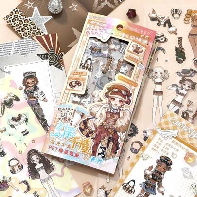 Bộ sticker hình thú cưng dễ thương kiểu anime, sticker búp bê thời trang phong cách Y2K lấp lánh hologram, sticker trang trí chống thấm nước có thể tái sử dụng, thích hợp cho nhật ký, sổ lưu niệm, sổ kế hoạch, đồ thủ công DIY, tuyệt vời cho mùa tựu trường, quà sinh nhật, người yêu thích văn phòng phẩm và người hâm mộ anime.
