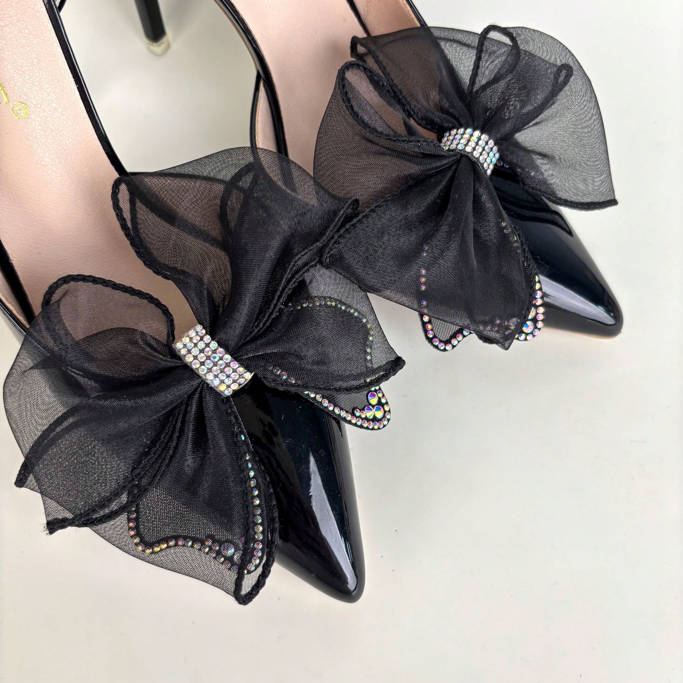 زوج من مشابك الأحذية الفاخرة المرصعة بالراين والشب...