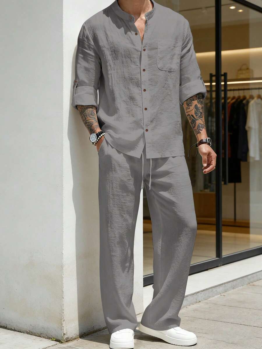 1 Conjunto de ropa de verano holgada y ligera para hombre: Camisa de manga larga con botones y cuello, color azul claro + Pantalones de pierna recta (Nota: La tela de lino puede arrugarse fácilmente y tener una ligera transparencia, por favor considérelo antes de comprar. Consulte la tabla de tallas en los detalles) - Gris Claro - Ver 1