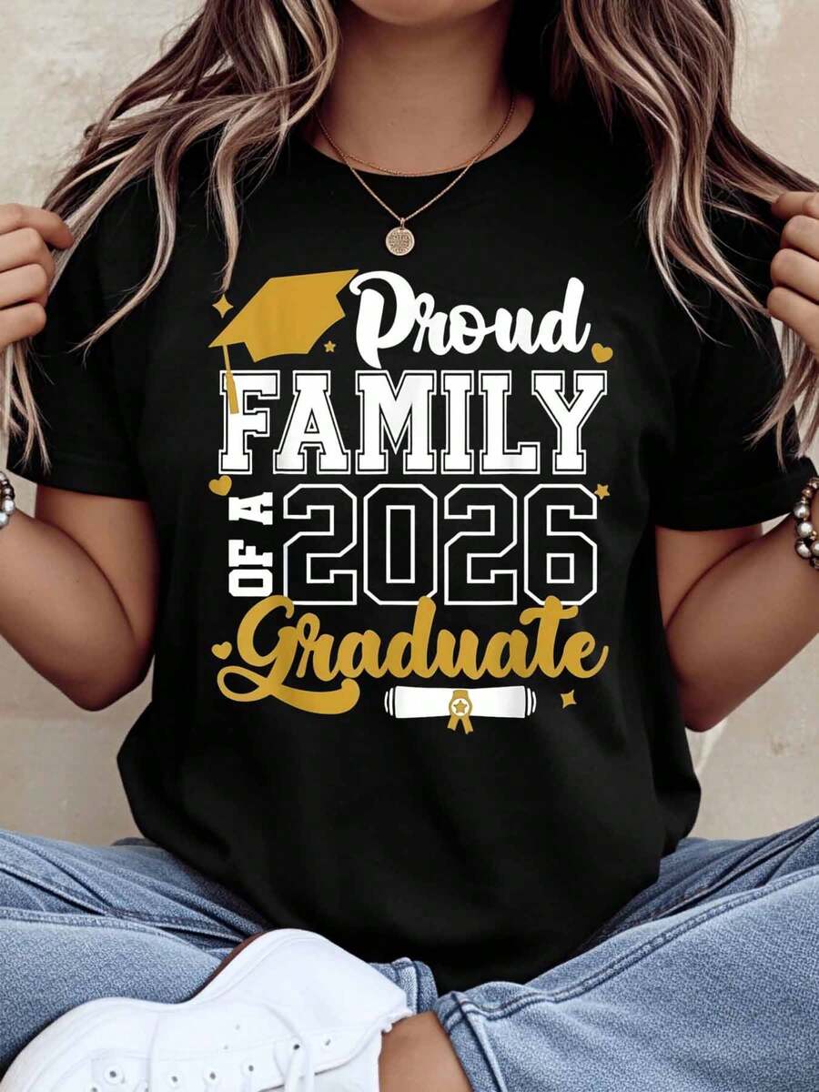 Proud Family Of A 2026 Graduate T-Shirt Graduation Cap And Diploma Design For Graduation Celebration, 220g - 黑色 - 查看 1