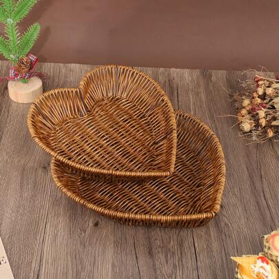 1pc Bohemian Heart-Shaped Tray, Wicker Basket, Handmade Rattan-Woven Storage Basket, Desktop Organizer Bin For Fruit, Snacks, Desserts, Jewelry And Miscellaneous Items, Picnic Storage, Valentine's Day Decor, Wedding Supplies, Durable Handcraft, Large Capacity, Suitable For Dining Table Centerpiece, Rustic Wedding Decor, Wedding Supplies, Valentine's Day Gift, Cosmetic Storage, Cable Management, Living Room Storage, Bathroom Storage, Bedroom Storage, Wedding Gift, Anniversary Gift