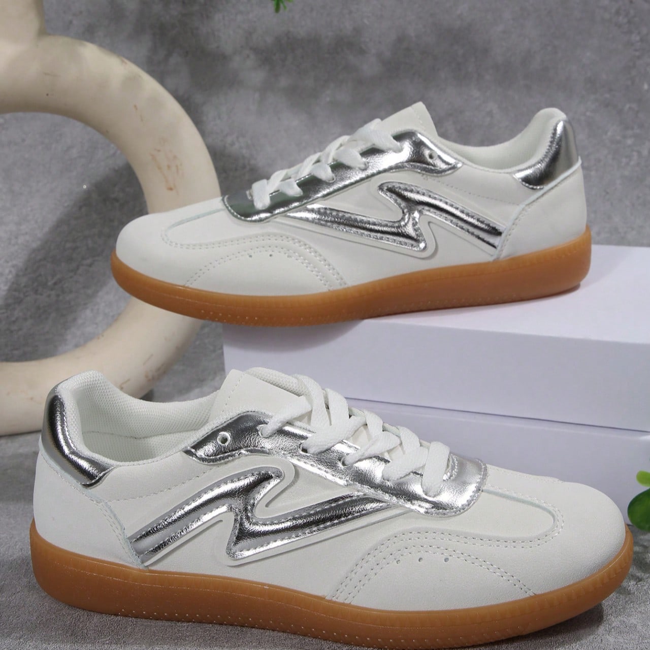 2026 أحذية رياضية كاجوال جديدة للنساء، مرتفعة، مقا...