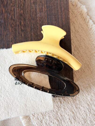 2pcs/Set 4.33 Inch/11cm ABS Yellow Pipe Claw Clip And Beige Hollow Semi-Circle Hair Clip, Fashion Versatile, Elegant Minimalist, Solid Color Hair Claw, Suitable For Daily, Casual, Party, Beach, Vacation, Hairstyling, Face/Hair Washing, Makeup, Clothing Accessories, Autumn Fashion Hair Clip, Autumn Hair Accessories, Winter Hair Clip, Spring Hair Clip, Summer Hair Clip