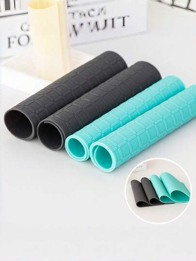 2 件装全新纯色硅胶餐垫，防滑餐桌垫，防水防油杯垫，简约设计