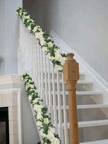 1/2 件人造悬挂玫瑰藤蔓仿真花环玫瑰常绿常春藤藤蔓丝绸玫瑰植物带绿叶装饰，适用于家居装饰、房间装饰、花园装饰、墙面装饰、室内/室外装饰、卧室装饰、婚礼装饰、餐桌装饰、派对装饰、生日装饰、情人节装饰 - 白色 - 查看 2