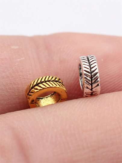 40颗7x7x3毫米叶形纹理隔珠，适用于DIY珠宝制作，如手链、项链、钥匙扣、手机链等，以及其他手工工艺品制作配件。