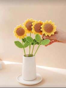 10朵手工钩编向日葵，永不凋谢的人造编织向日葵，栩栩如生的微笑向日葵，保鲜花，圣诞节、生日、婚礼、毕业典礼、教师节的最佳礼物。适用于餐厅、房间、卧室装饰、节日礼物和派对装饰，以及圣诞家居装饰。 - 彩色 - 查看 5