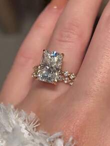 优雅奢华新娘戒指套装，公主切割立方氧化锆叠戴戒指，女士订婚及结婚戒指 - 生日、周年纪念礼物 - 适合情人节、所有季节、派对珠宝 - 金色 - 查看 3
