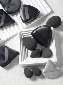 17pcs Makeup Sponge Set, Including 3 Powder Puffs, 3 Medium Makeup Sponges, 3 Mini Makeup Sponges, 3 Finger Sponges, 2 Large Cotton Candy Sponges, 3 Mini Powder Puffs, Multi-Functional For Foundation, Cream, Concealer And Powder, Multi-Color Options Suitable For All Skin Types - Black - View 3