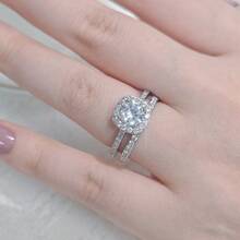 2 piezas Anillos apilables elegantes, con diseño de halo con piedras de circonita cúbica plateadas brillantes, adecuados para anillos de compromiso/boda - Plateado - Ver 1