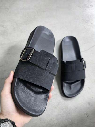 Plus Size Men's Summer Slippers Size 39-46, Outdoor Comfortable Casual Shoes, Lightweight House Slippers, Wear-Resistant Breathable Men's Sandals For Outdoor & Daily Wear. The Soles Of These Slippers Are Made Of EVA Material.