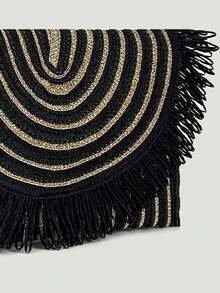 BAILEE 这款时尚休闲的波西米亚风黑色纸编手提包，采用独特的黑金撞色设计，配有可拆卸肩带。包包可容纳手机、钱包及其他物品。这款带有流苏装饰的包包，是海滨度假的理想之选，可手提、单肩背或手提。非常适合户外度假、海滩之旅、观光、购物和日常通勤。也是馈赠亲朋好友的绝佳礼物。 - 彩色 - 查看 9